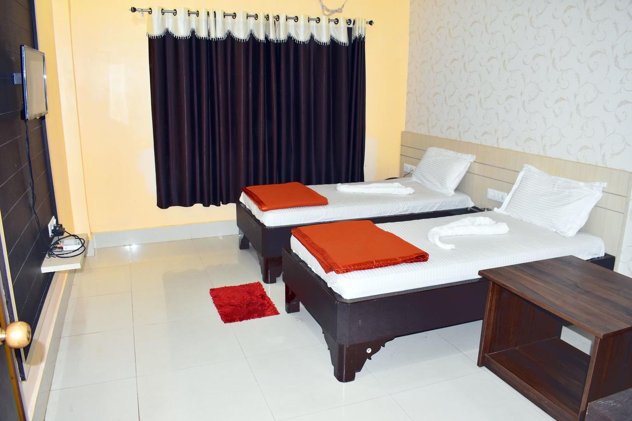 Hotel Triveni Balangir Extérieur photo