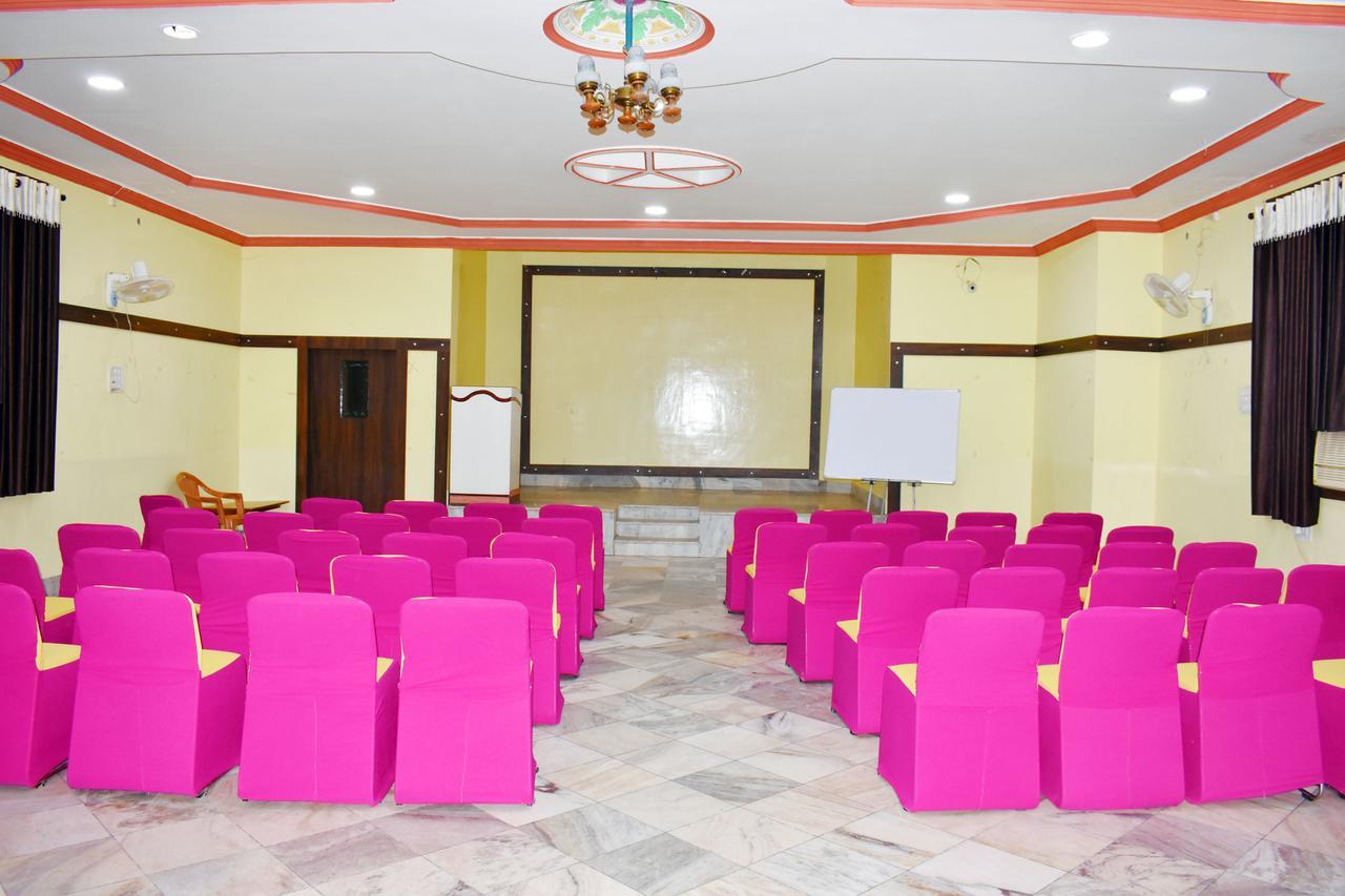 Hotel Triveni Balangir Extérieur photo