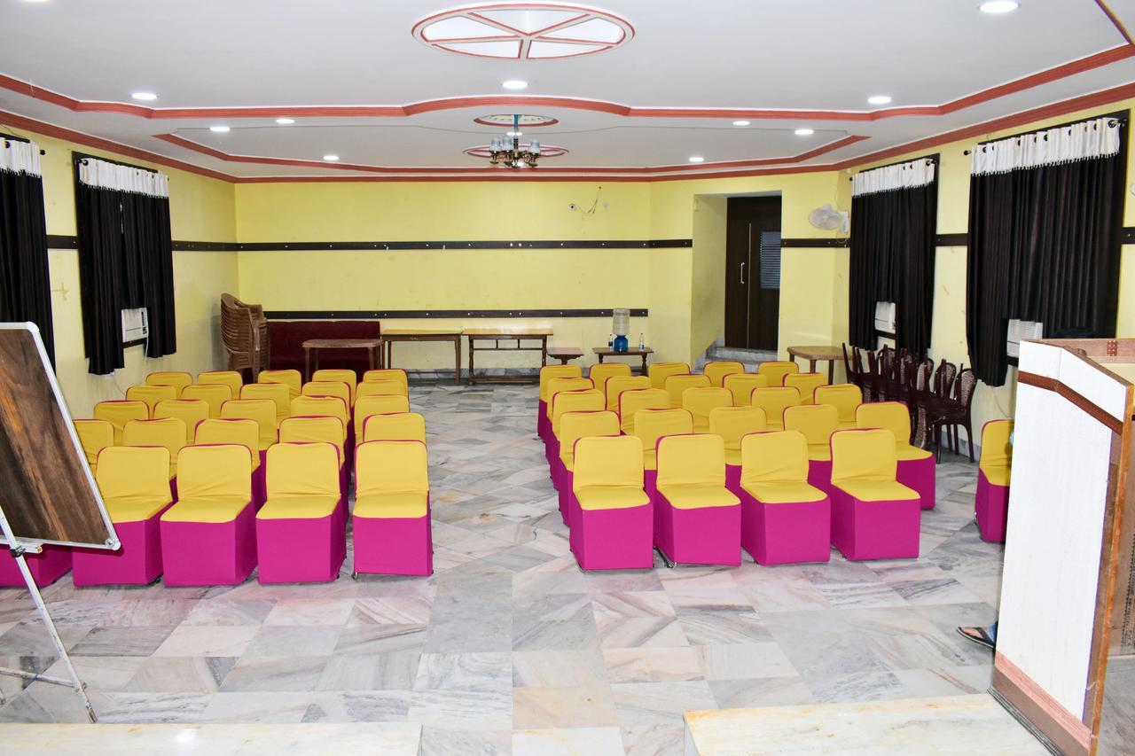 Hotel Triveni Balangir Extérieur photo